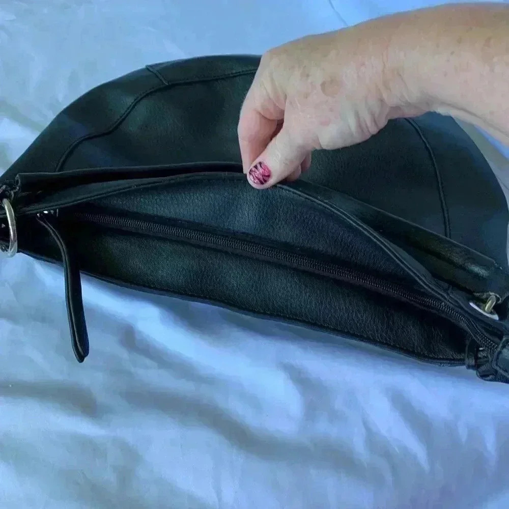 Simon Chang Satchel Bag, black, one large inner pocket, one large outer pocket - Picture 4 of 15